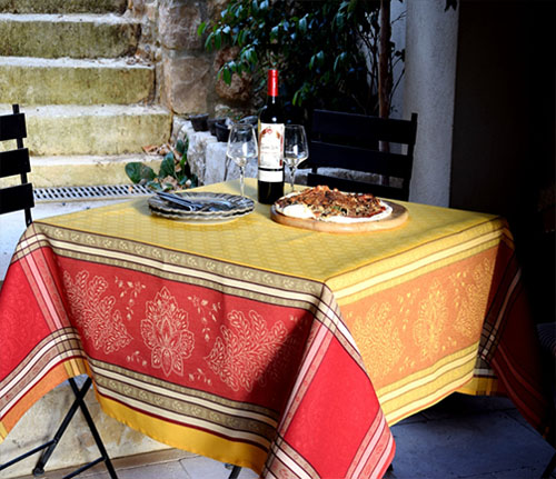 Jacquard tablecloth Teflon (Beaulieu. yellow/red)